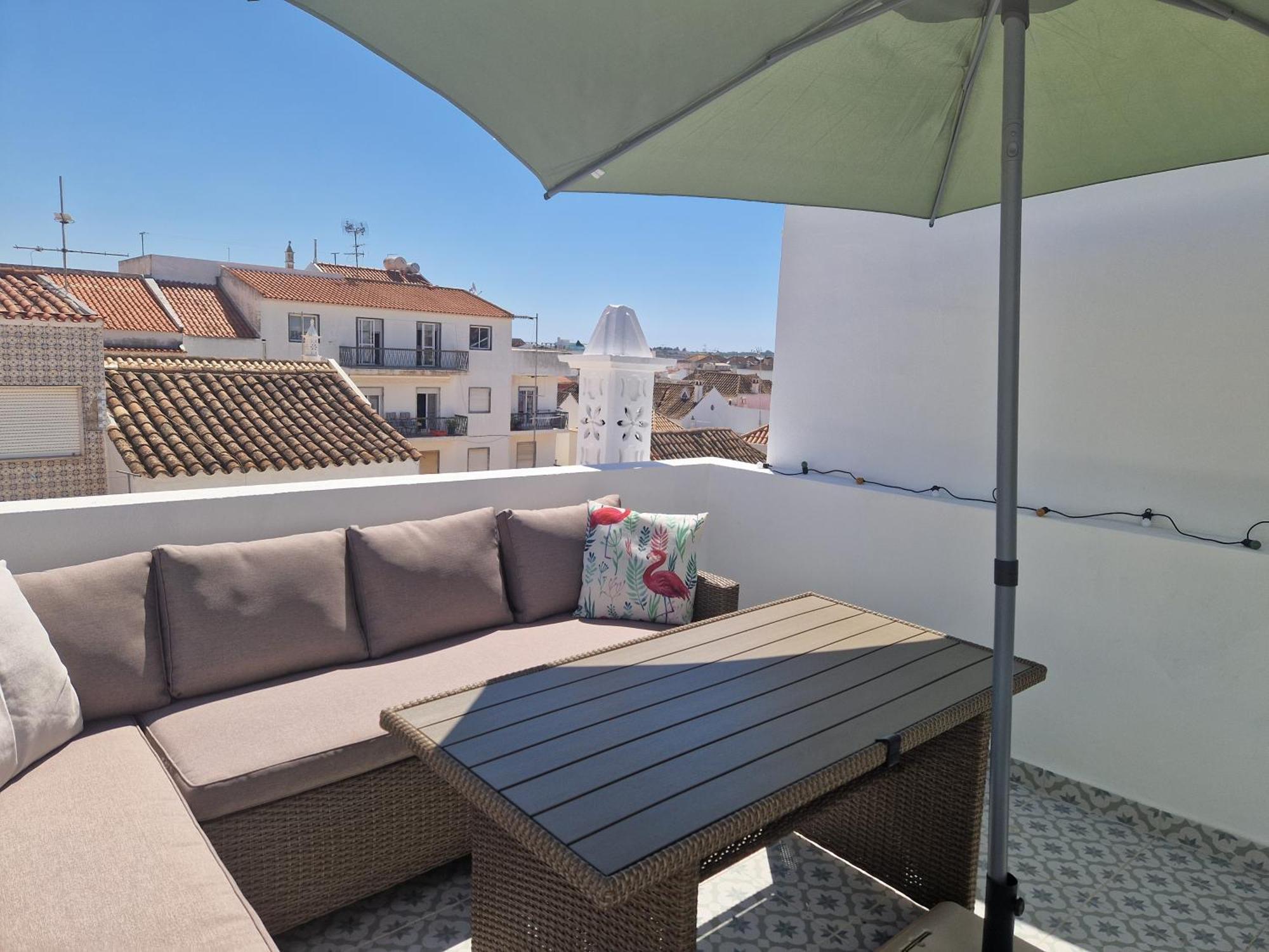 House With Private Roof Terrace In Centre Villa Tavira Exteriör bild